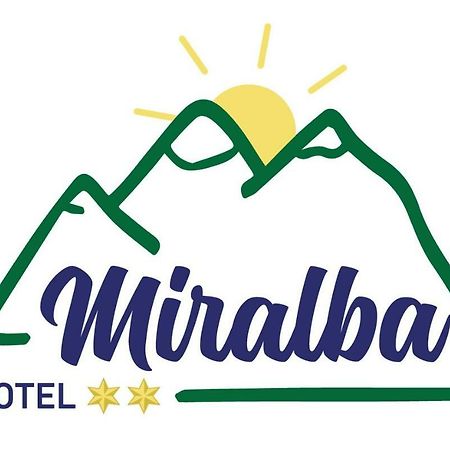 Hotel Miralba Alba de los Cardaños Kültér fotó